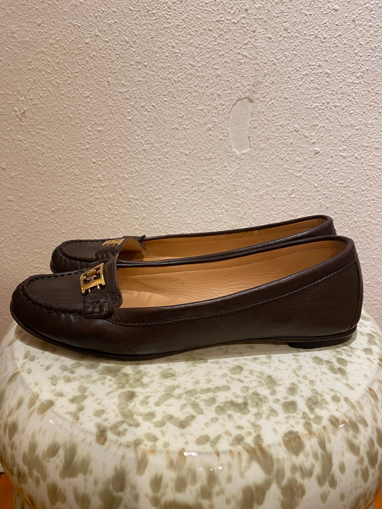 Escada loafers
