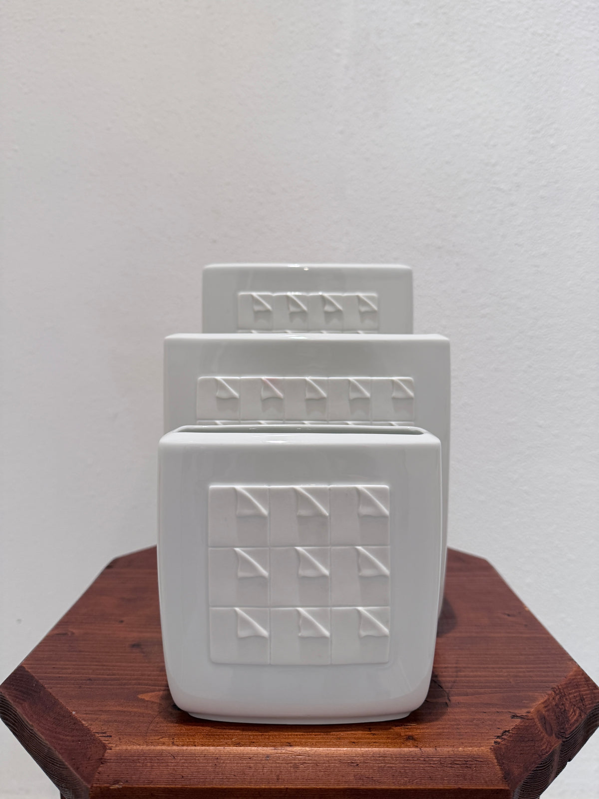 Eye-catching Designervintage: Set van 3 Porseleinen Mid-Century Vazen van Hutschenreuther