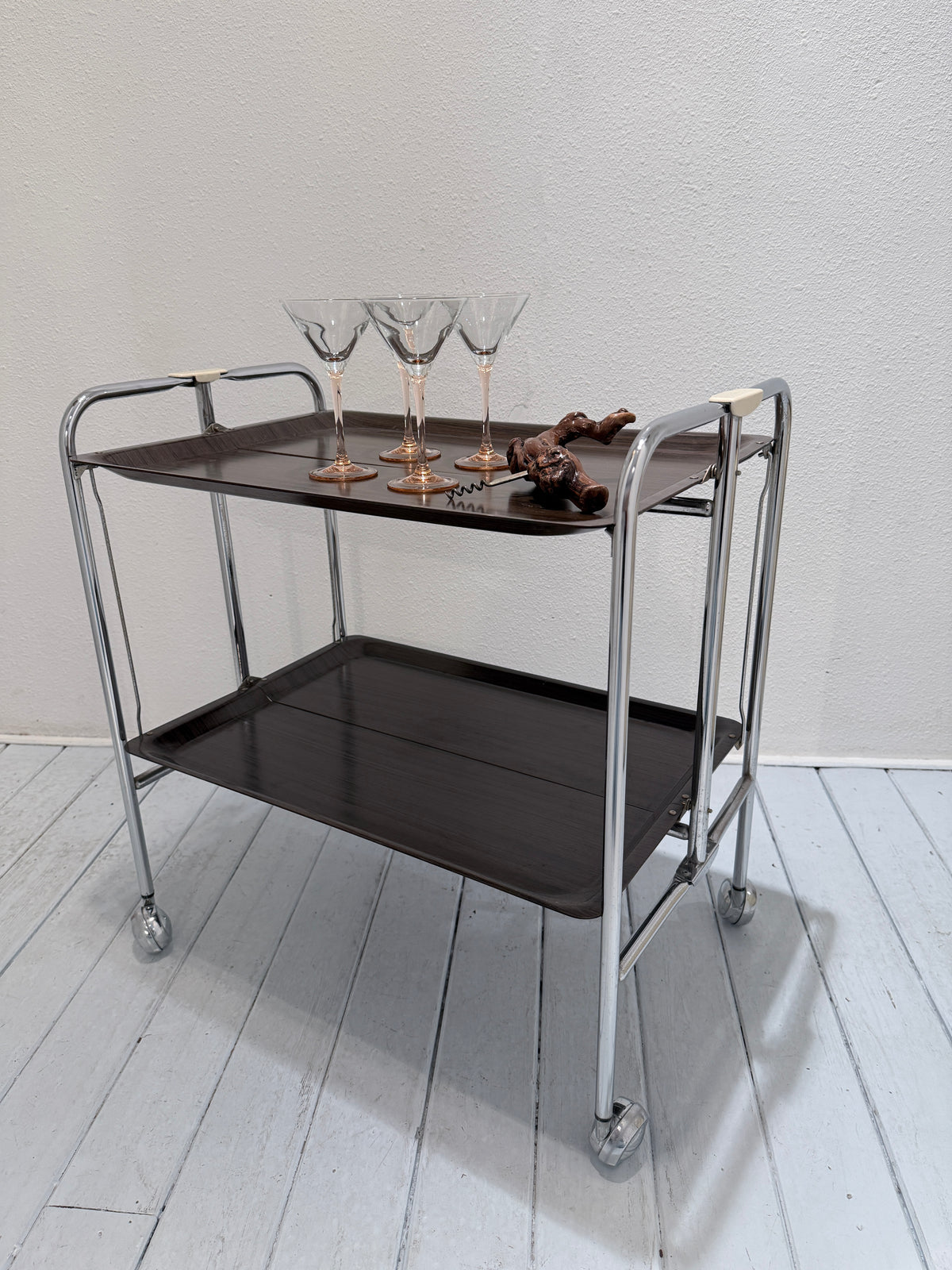 Vintage Seventies Inklapbare Serveerwagen – Brown & Chrome