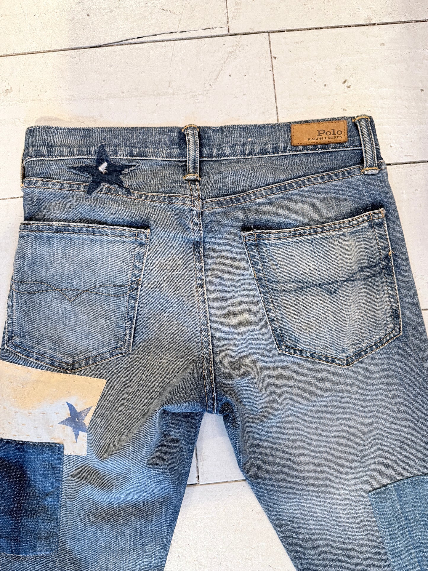 Polo Ralph
Lauren "Waverly Straight" Patchwork Star
Jeans