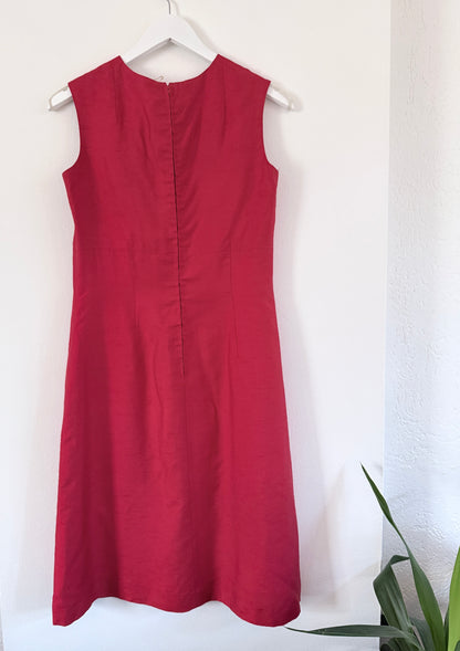 Vintage jaren 70 linnen jurk – Dieprood | Midi jurk met knoopdetail