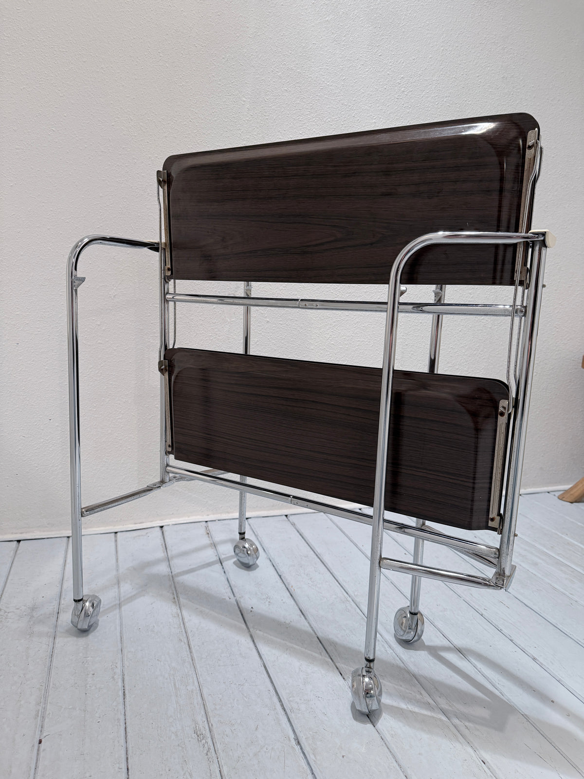 Vintage Seventies Inklapbare Serveerwagen – Brown & Chrome