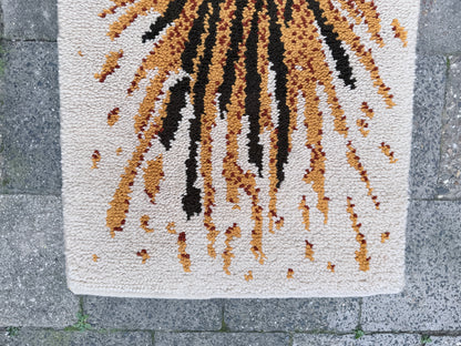 Vintage jaren 70 vloerkleed – grafisch sunburst dessin
