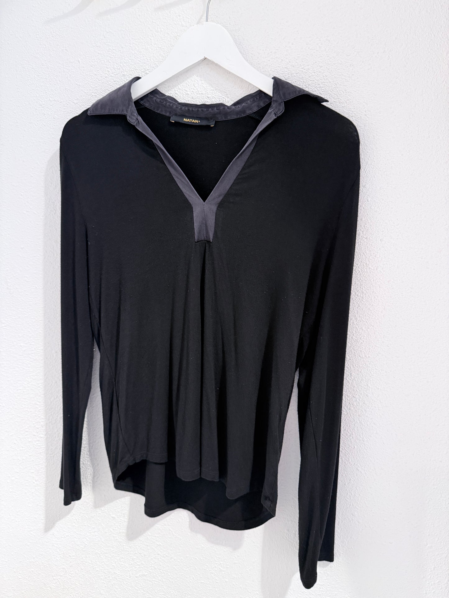 Vintage NATAN Top | Zwart | Tijdloze Designer Basic