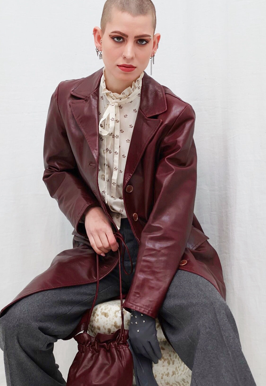 Bold vintage femme look