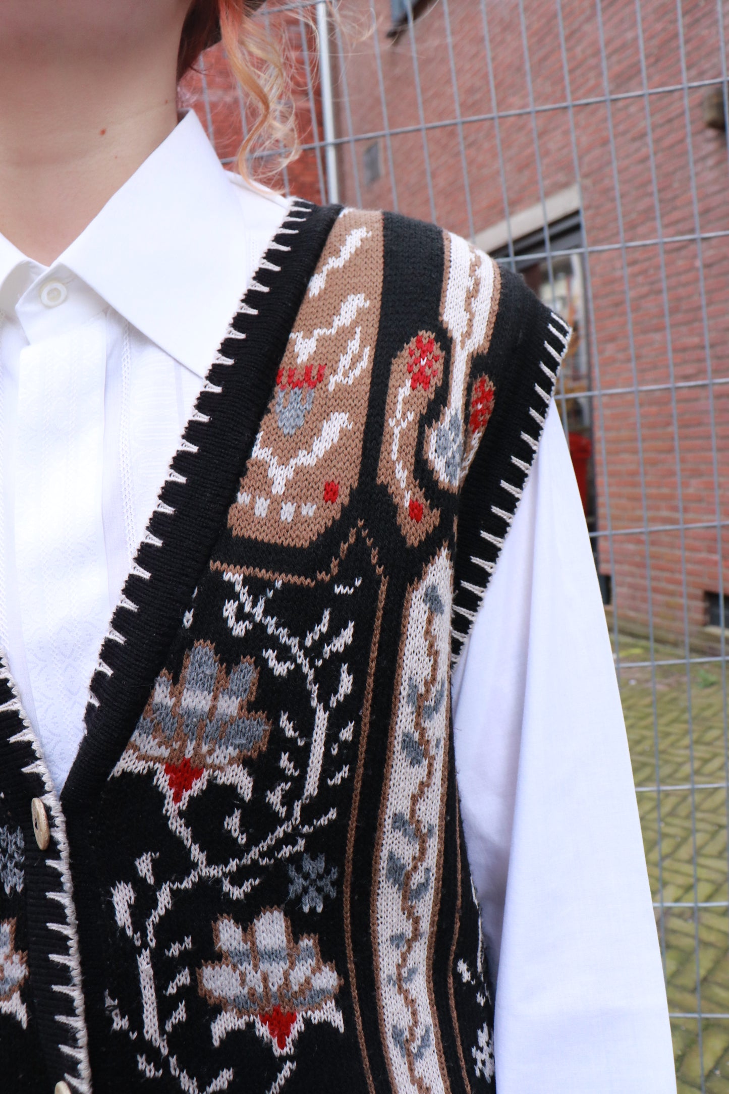Vintage vest Gigi  look