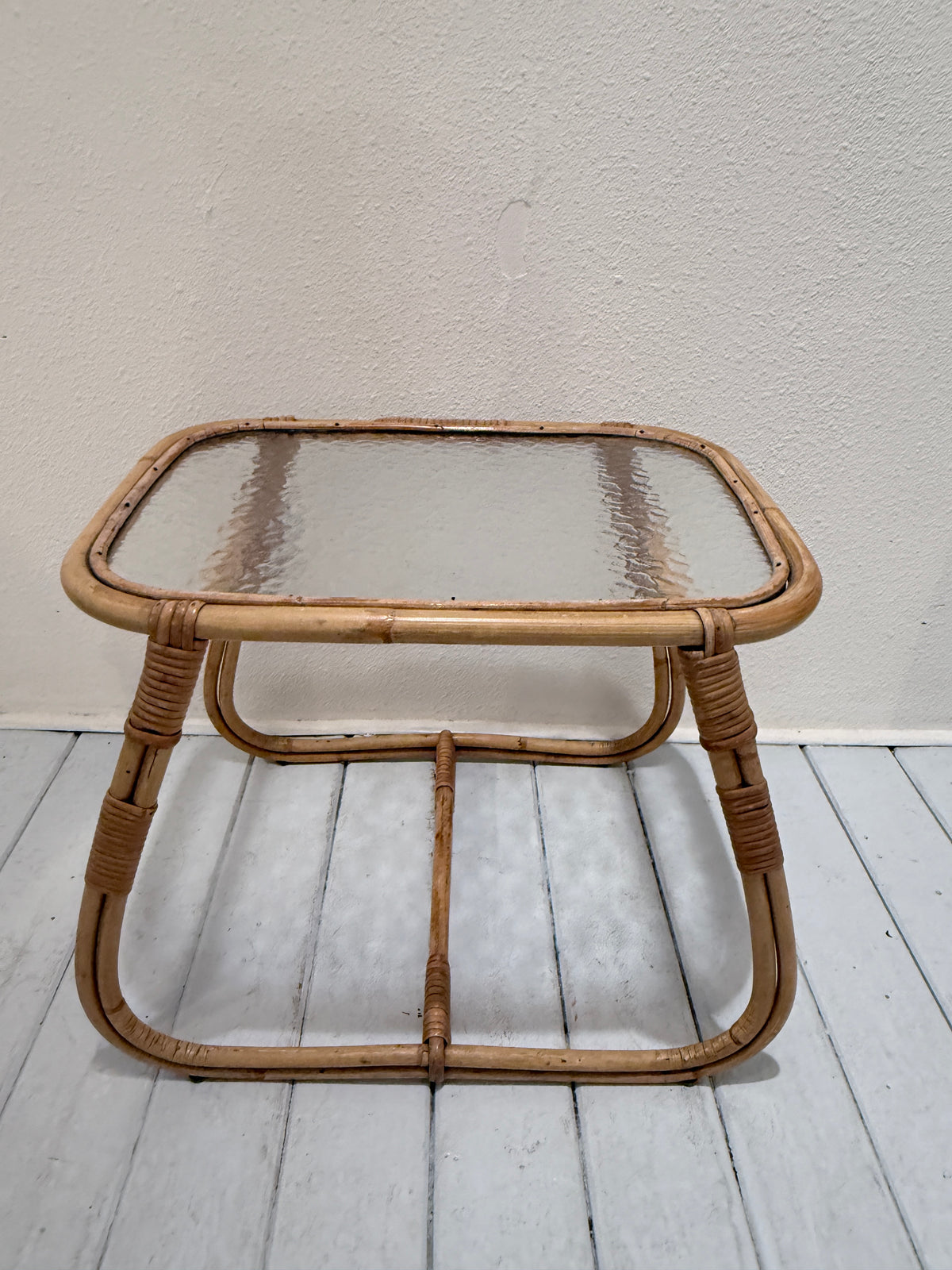 Rohé Noordwolde – vintage bijzettafel met structuurglas