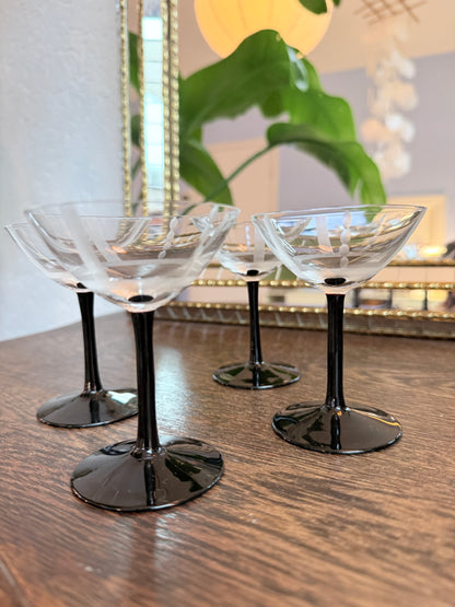 Vintage Art Deco Revival Cocktailglazen met Zwarte Steel – Set van 4