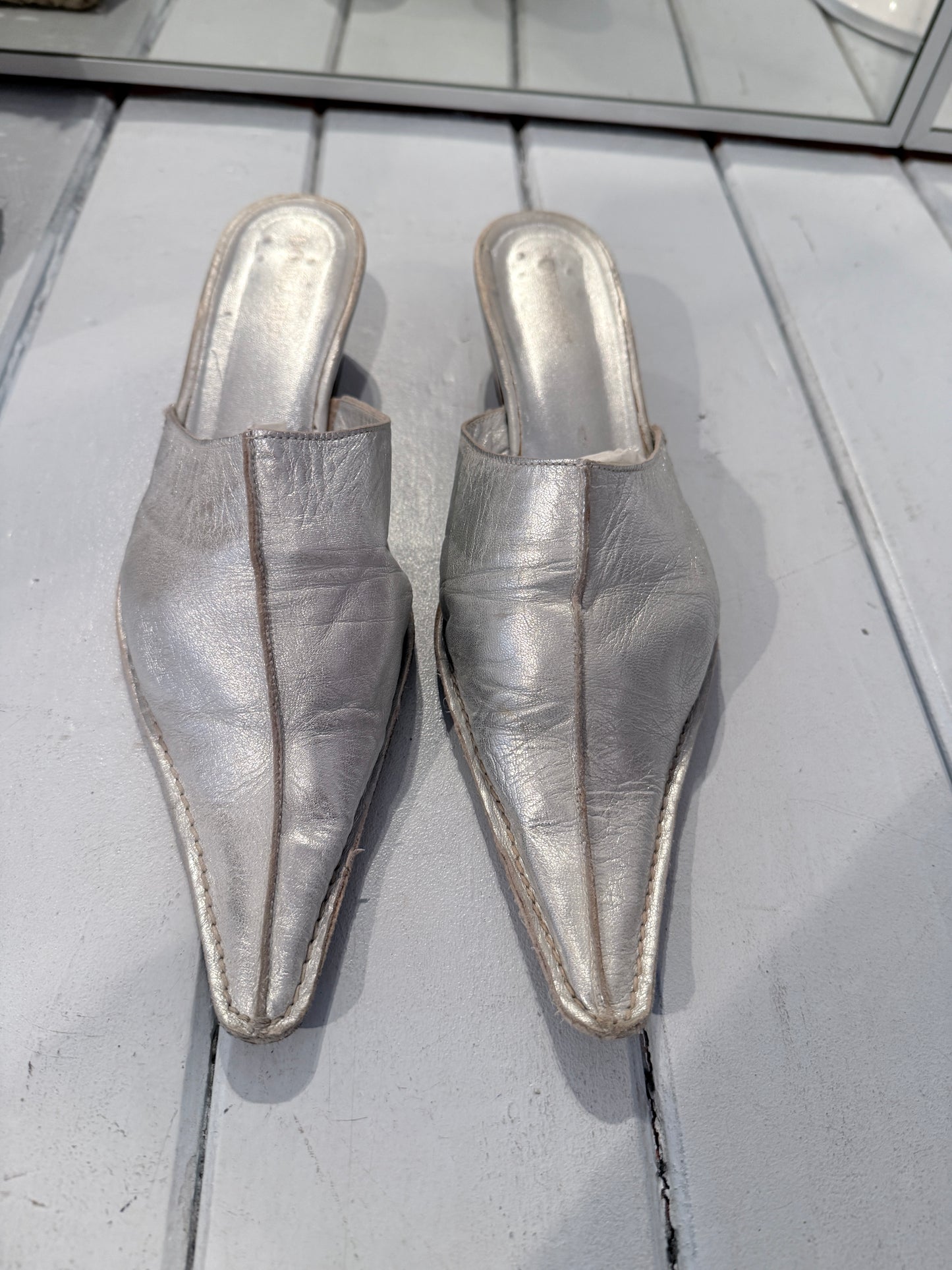 Zilveren leren loafers met hakje