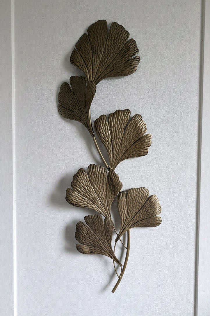 Mid Century metalen Ginko bladeren sculptuur