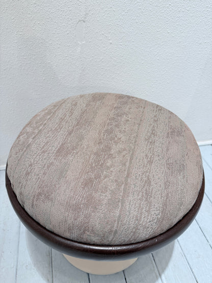 Vintage kruk in Joe Colombo-stijl