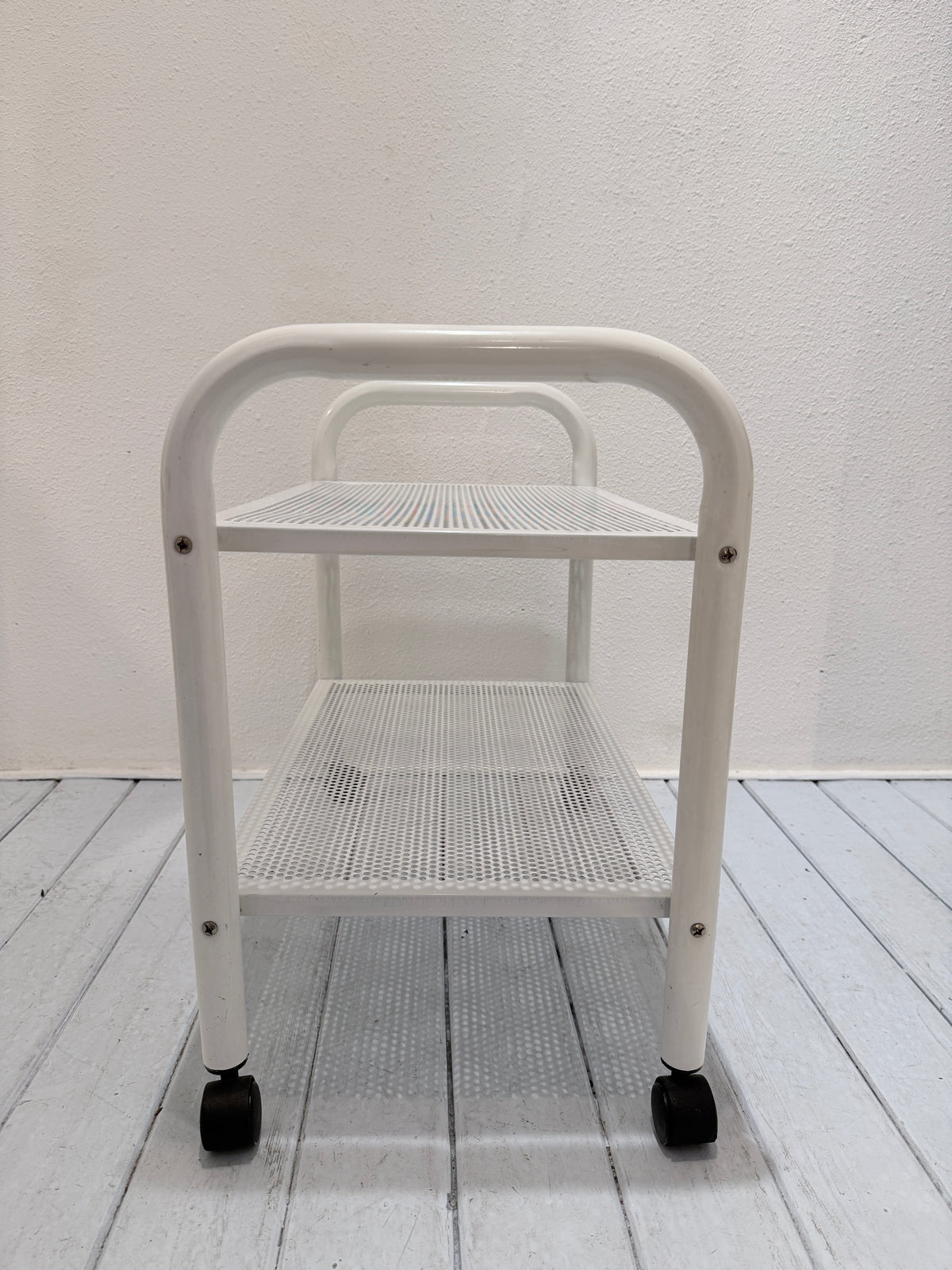 Vintage metalen trolley – wit